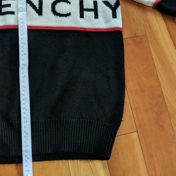 Givenchy Sweater - Picture 8 of 9